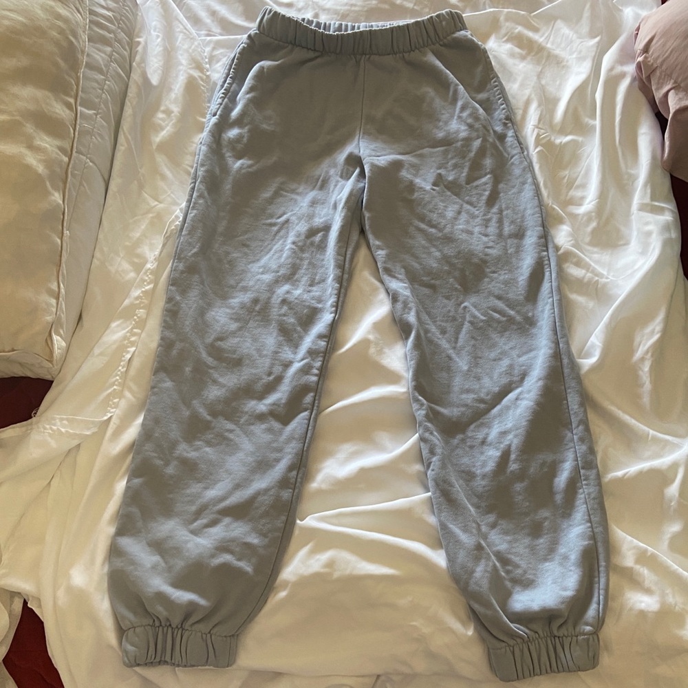BRANDY MELVILLE SWEATPANTS